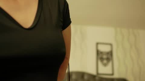 kathh_latorre online show from March 11, 3:29 pm