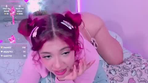 Snapshot of kathia_saenz chatting on December 21, 7:24 am Kathia online show from December 21, 7:24 am