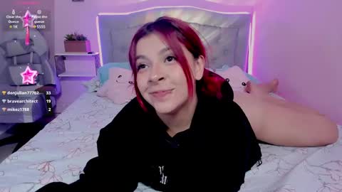 Snapshot of kathia_saenz chatting on January 24, 9:39 am Kathia online show from January 24, 9:39 am