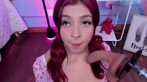 Kathia  online show from December 3, 4:42 am