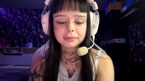 Luna online show from February 26, 3:22 pm