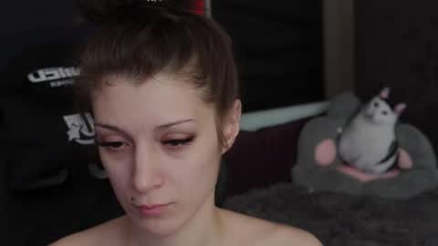 kathleen_frost online show from December 8, 9:02 am