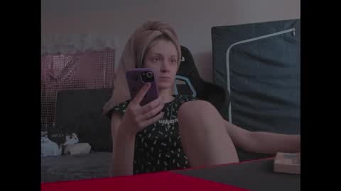 kathleen_frost online show from November 20, 8:58 am