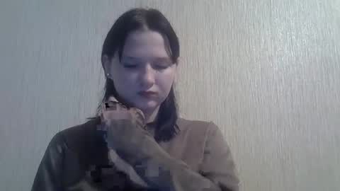 Snapshot of kathrynmason chatting on December 4, 12:20 am kathrynmason online show from December 4, 12:20 am