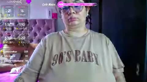 Snapshot of kathybigboobsbbw_ chatting on June 22, 4:37 pm kathybigboobsbbw_ online show from June 22, 4:37 pm