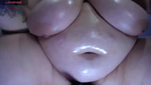 Snapshot of kathybigboobsbbw_ chatting on July 14, 2:38 am kathybigboobsbbw_ online show from July 14, 2:38 am