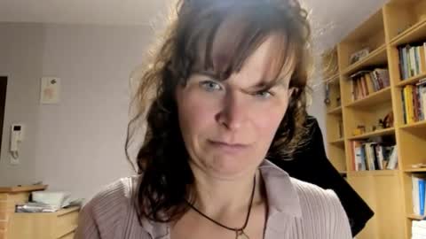 KATHY online show from December 18, 3:51 pm