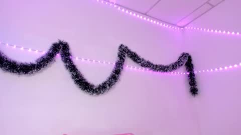 Snapshot of katia606424 chatting on January 6, 2:32 pm Katia online show from January 6, 2:32 pm