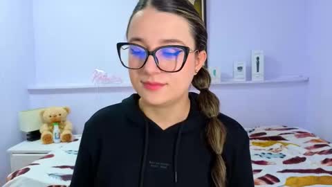 Snapshot of katia_foxx chatting on November 3, 12:06 pm Khaterine online show from November 3, 12:06 pm