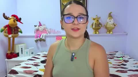 Snapshot of katia_foxx chatting on November 19, 11:54 am Khaterine online show from November 19, 11:54 am