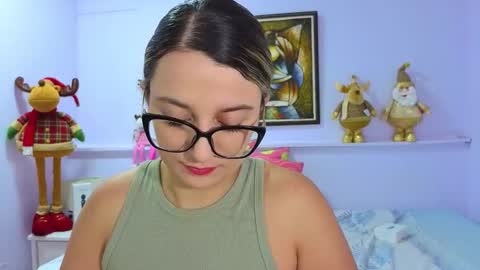 Snapshot of katia_foxx chatting on December 2, 12:10 pm Khaterine online show from December 2, 12:10 pm