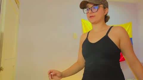 Snapshot of katia_foxx chatting on May 25, 12:22 pm Khaterine online show from May 25, 12:22 pm