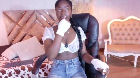 Katia online show from March 15, 12:00 pm