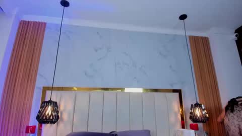 Karen Villas online show from February 19, 11:14 pm