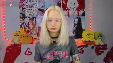 Snapshot of katia_nabiee chatting on June 18, 4:13 am Katia online show from June 18, 4:13 am
