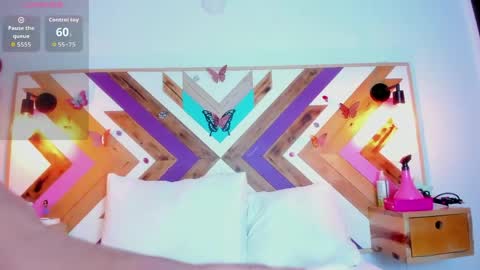 Snapshot of katia_wilsonn chatting on June 4, 8:15 pm Katia online show from June 4, 8:15 pm