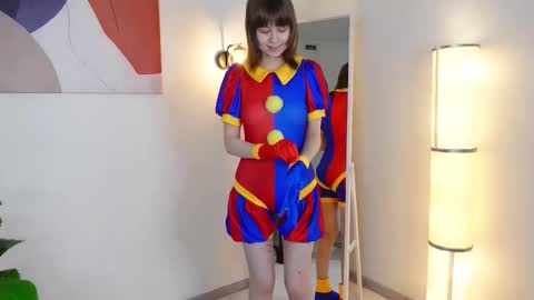 Katie online show from October 30, 1:56 pm