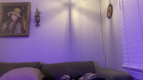 Snapshot of katiecopper27 chatting on June 17, 2:47 am katiecopper27 online show from June 17, 2:47 am