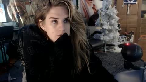 Katie online show from December 4, 4:44 am