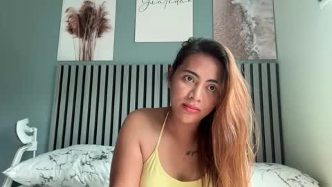Snapshot of katiefrox_ chatting on November 4, 1:05 am katiefrox online show from November 4, 1:05 am