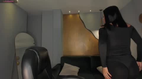 Kate Stonne online show from March 8, 5:39 pm