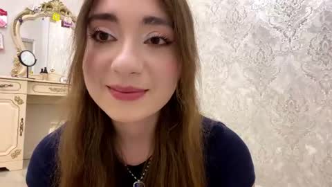 Snapshot of katinaflatau chatting on June 15, 5:15 pm Rosie online show from June 15, 5:15 pm