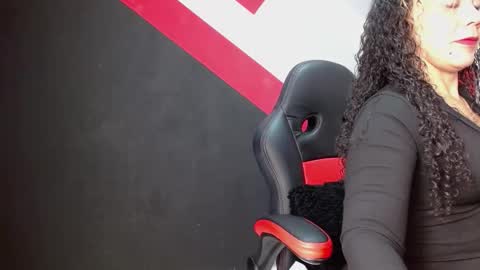 Katiuska online show from December 4, 11:35 pm