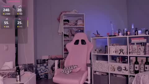 katkittykate online show from March 26, 6:52 am