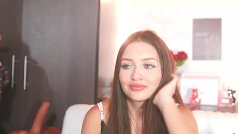 Snapshot of katlyn_martins chatting on June 3, 6:13 pm K A T L Y N online show from June 3, 6:13 pm
