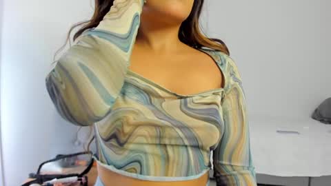 Snapshot of katnees_correa chatting on December 26, 7:35 am Follow me on instagram and twitter as correaktnees online show from December 26, 7:35 am
