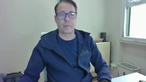 Snapshot of katoamad chatting on April 11, 10:41 am katoamad online show from April 11, 10:41 am