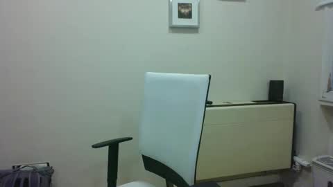 Snapshot of katoamad chatting on April 14, 6:36 pm katoamad online show from April 14, 6:36 pm