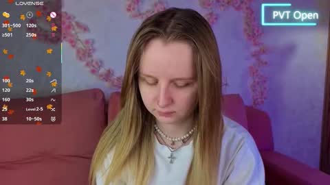 Katrina Bail online show from November 25, 1:27 am