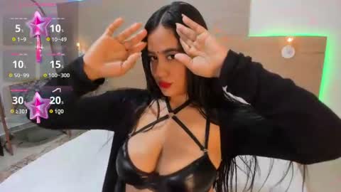 Snapshot of katrina_baurii chatting on July 11, 1:25 pm katrina online show from July 11, 1:25 pm