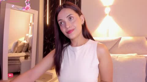 Snapshot of katrina_kaif_x chatting on May 13, 7:33 pm Keyla online show from May 13, 7:33 pm