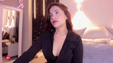 Snapshot of katrina_kaif_x chatting on May 29, 7:12 pm Keyla online show from May 29, 7:12 pm