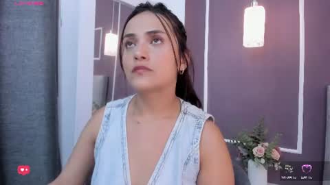 Snapshot of katrina_kaif_x chatting on July 1, 7:13 pm Keyla online show from July 1, 7:13 pm