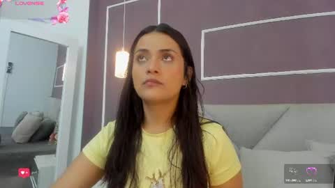 Snapshot of katrina_kaif_x chatting on July 13, 7:16 pm Keyla online show from July 13, 7:16 pm