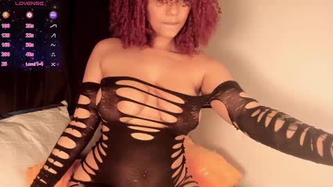 Snapshot of katrinaa_ricci chatting on October 2, 8:16 pm Katrina Ricci online show from October 2, 8:16 pm