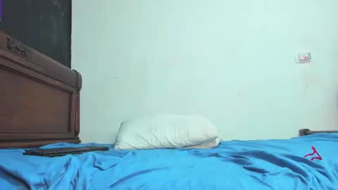 Marce online show from February 3, 7:10 pm