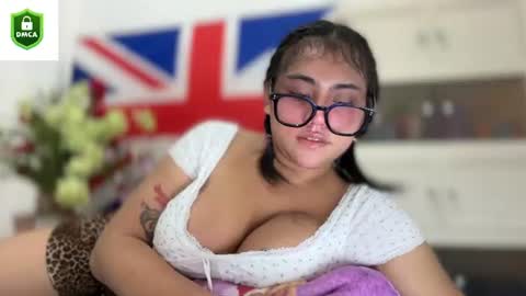 Snapshot of katrinathompsoncums chatting on July 28, 12:48 pm katrina online show from July 28, 12:48 pm