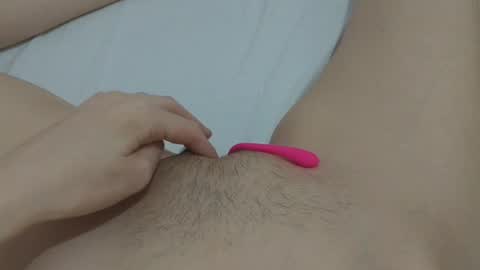 Snapshot of katrinna_arinna chatting on January 9, 4:39 pm katrina dont forget to give me thumbs up online show from January 9, 4:39 pm