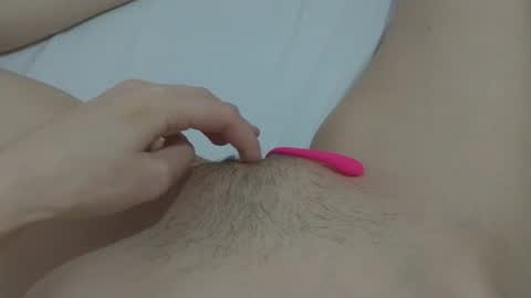 Snapshot of katrinna_arinna chatting on January 10, 2:57 am katrina dont forget to give me thumbs up online show from January 10, 2:57 am