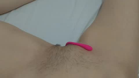 Snapshot of katrinna_arinna chatting on January 20, 1:50 am katrina dont forget to give me thumbs up online show from January 20, 1:50 am