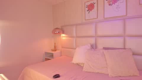 katte_winslet_ online show from December 15, 2:32 pm