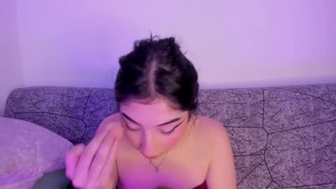 Snapshot of kattengel_ chatting on May 8, 10:48 pm Kat online show from May 8, 10:48 pm