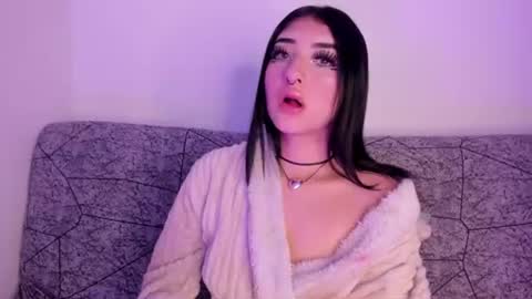 Snapshot of kattengel_ chatting on June 18, 11:09 pm Kat online show from June 18, 11:09 pm