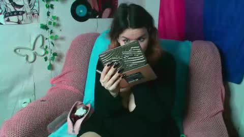 Snapshot of kattixo chatting on December 1, 1:49 pm Katti online show from December 1, 1:49 pm