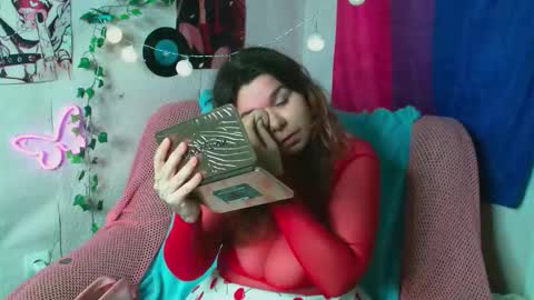 Snapshot of kattixo chatting on December 16, 11:48 am Katti online show from December 16, 11:48 am