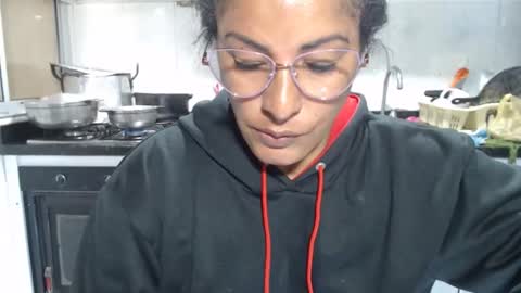Snapshot of kattleyagray chatting on February 4, 8:47 pm KattleyaGrey online show from February 4, 8:47 pm